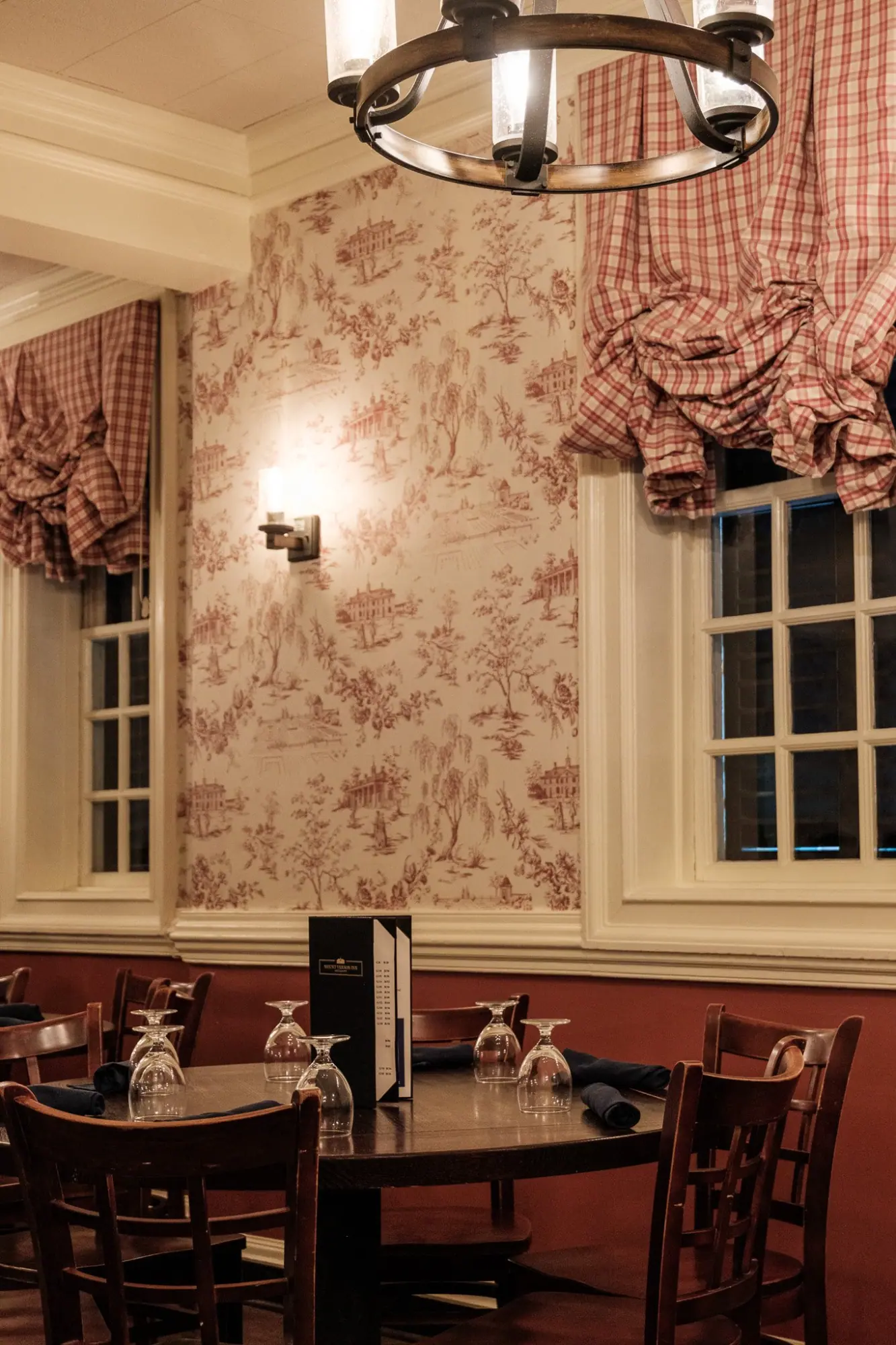 Photo from For lunch, we stopped at the Mount Vernon Inn Restaurant right outside the estate