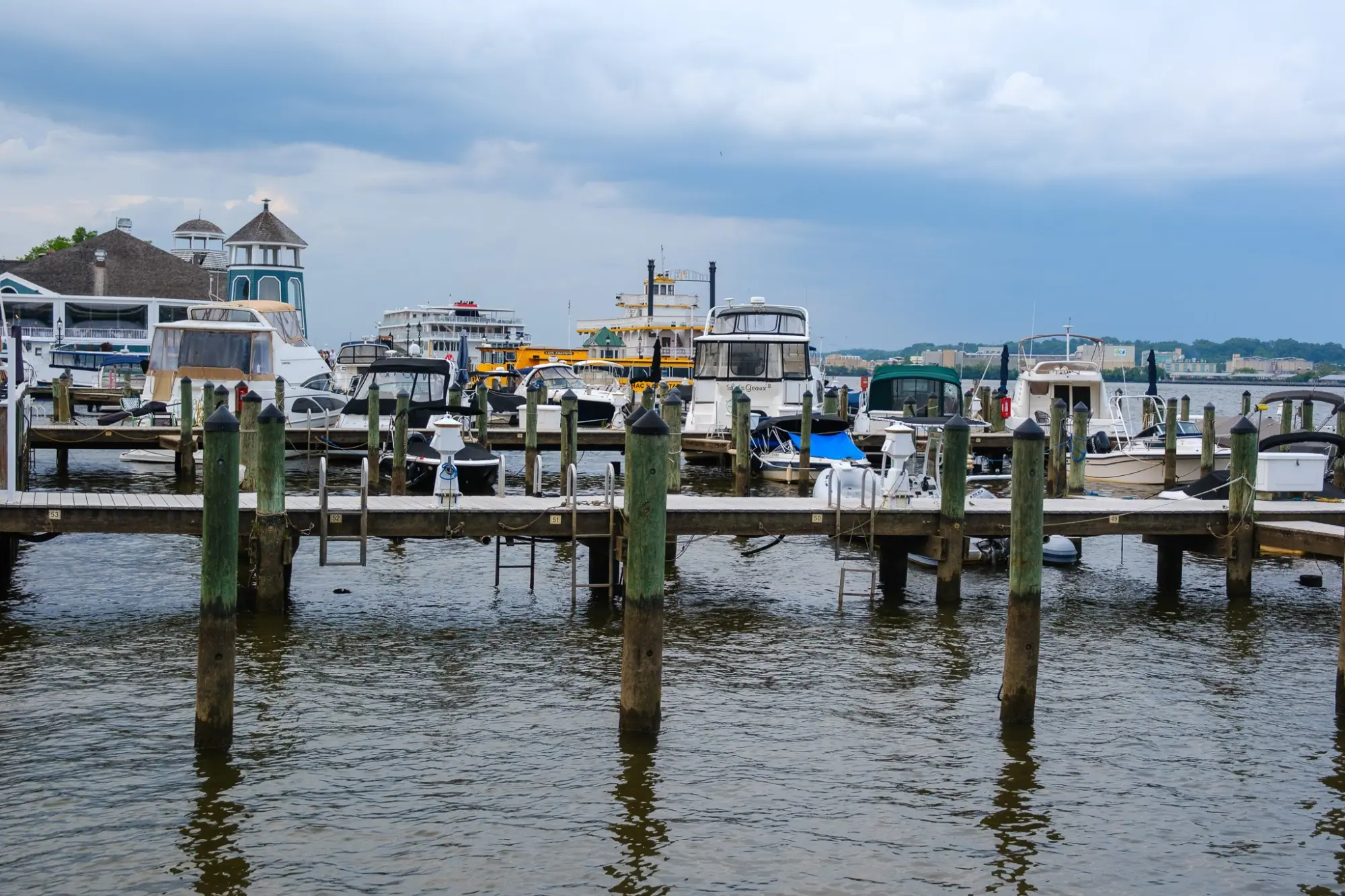 Photo from We made our way to the waterfront and passed by more quaint and well decorated shops in Old Town Alexandria, Mount Vernon, VA