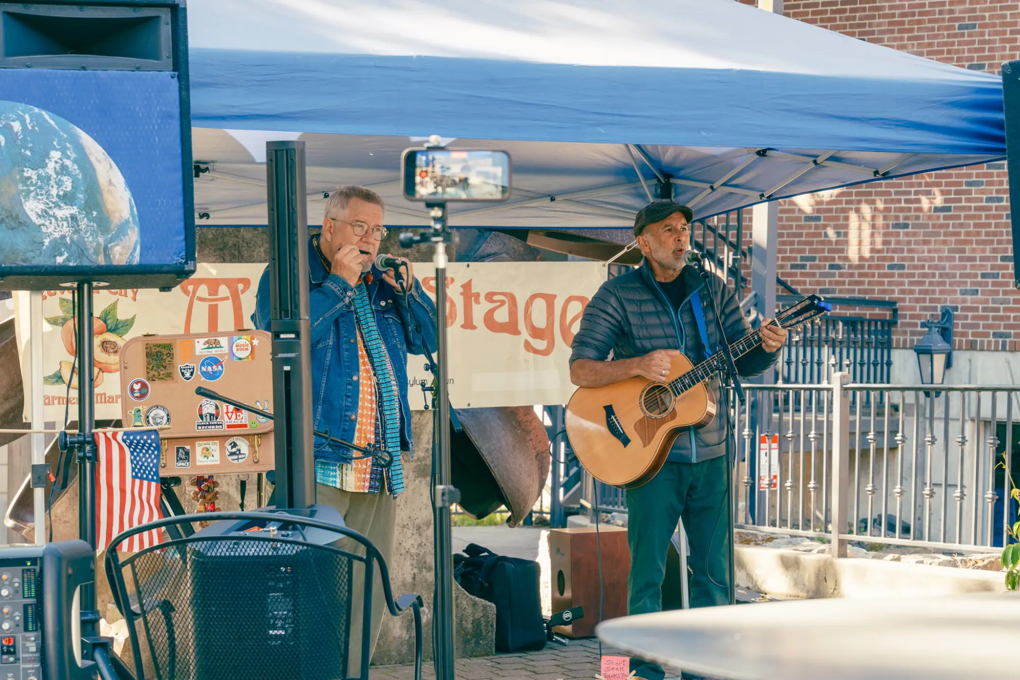 Musicians playing at the market