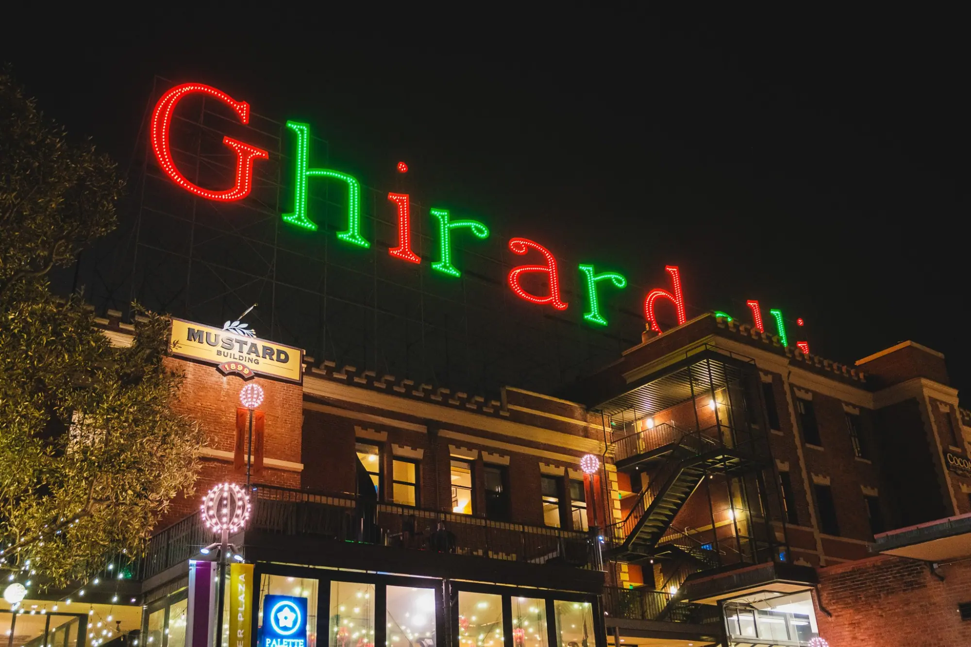 Photo from Finally, we stopped by Ghirardelli Square to see its holiday decorations, San Francisco & Sebastopol, CA