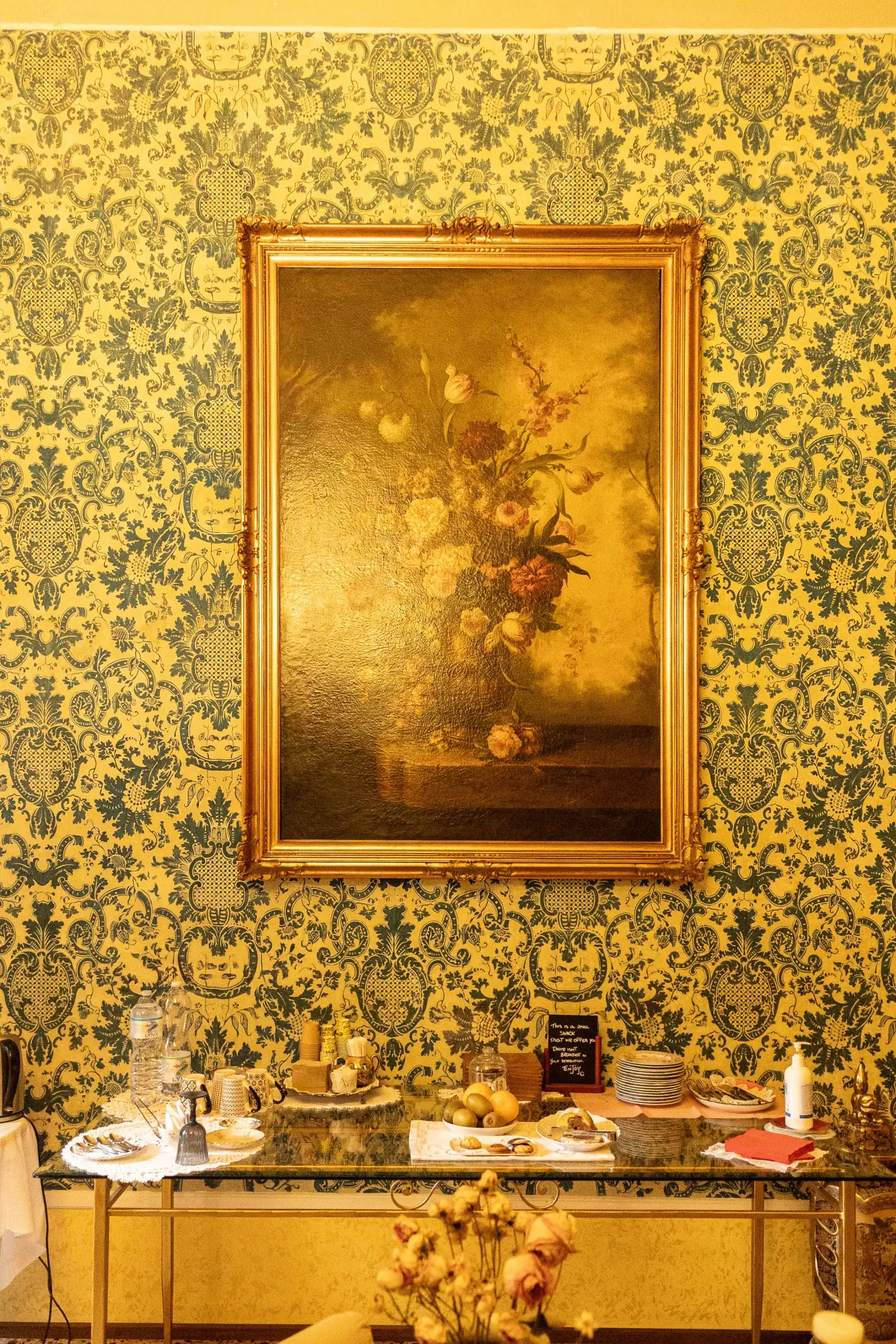 Photo from We arrived in Modena just before lunch and checked into Salotto delle Arti, a beautifully restored…