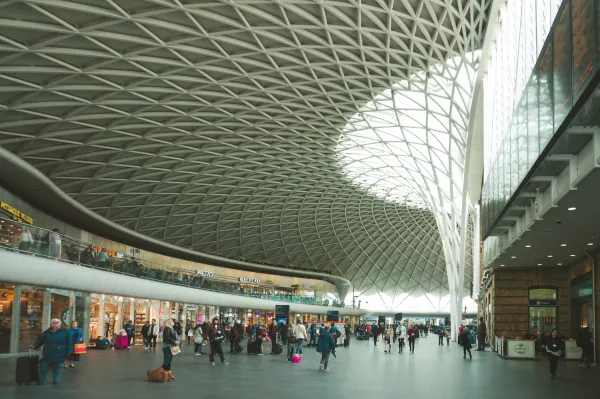 Lattice roof of the concourse