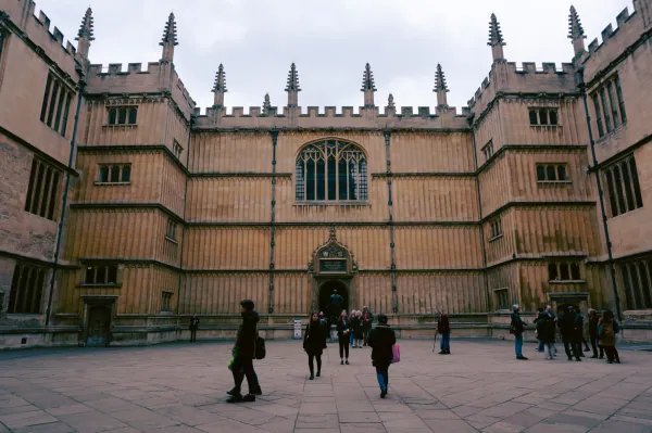 Quad with visitors