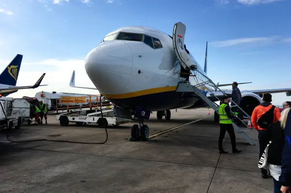 Boarding a Ryanair jet by airstairs