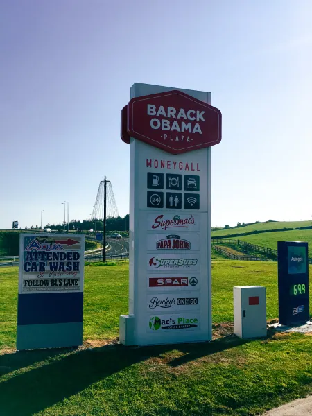 Barack Obama Plaza roadside sign