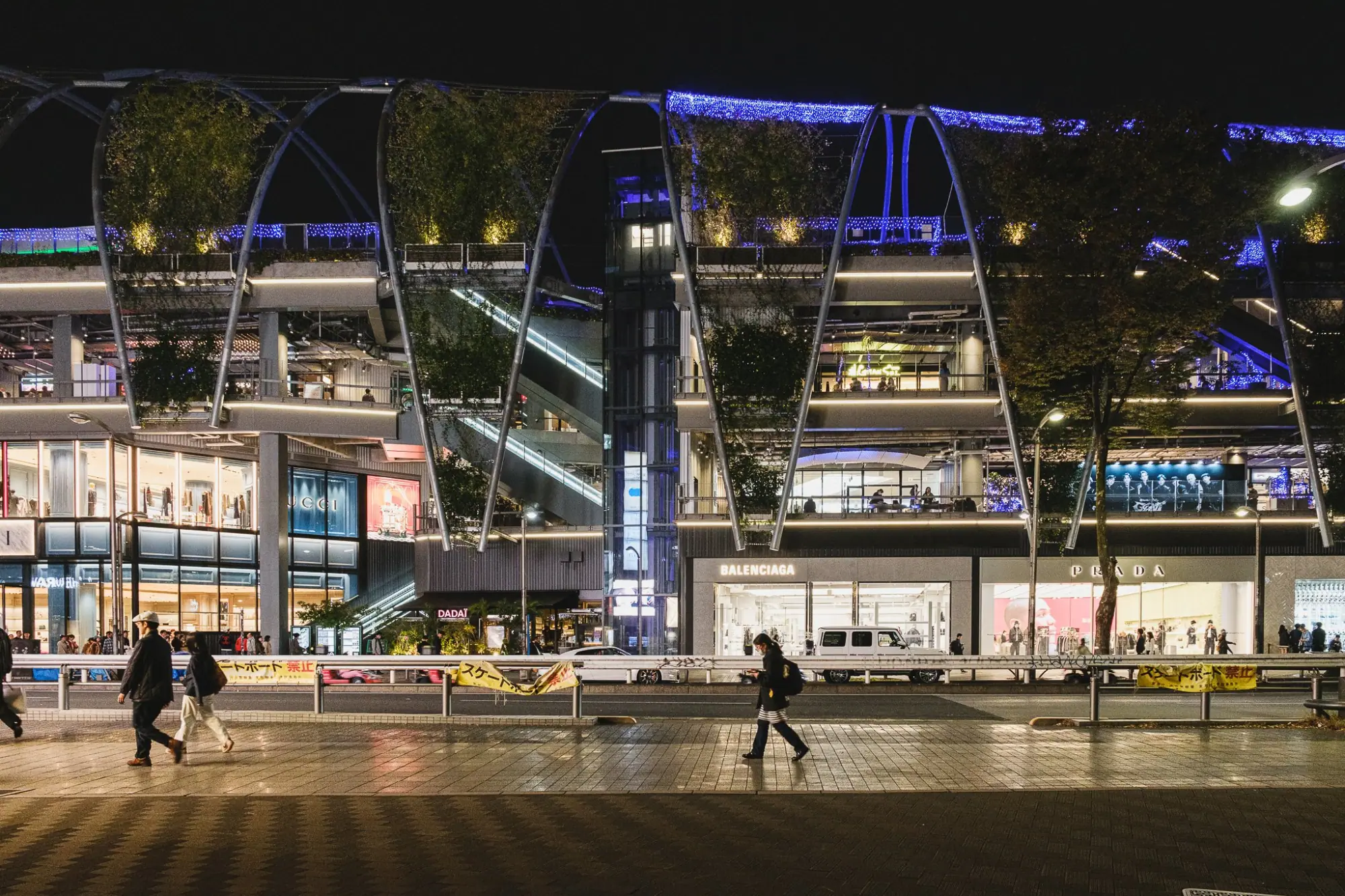Photo from Walking Through Shibuya at Night, Tokyo, Japan